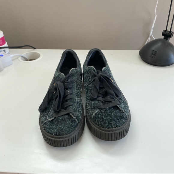 Blue Puma Sneakers - Picture 2 of 5